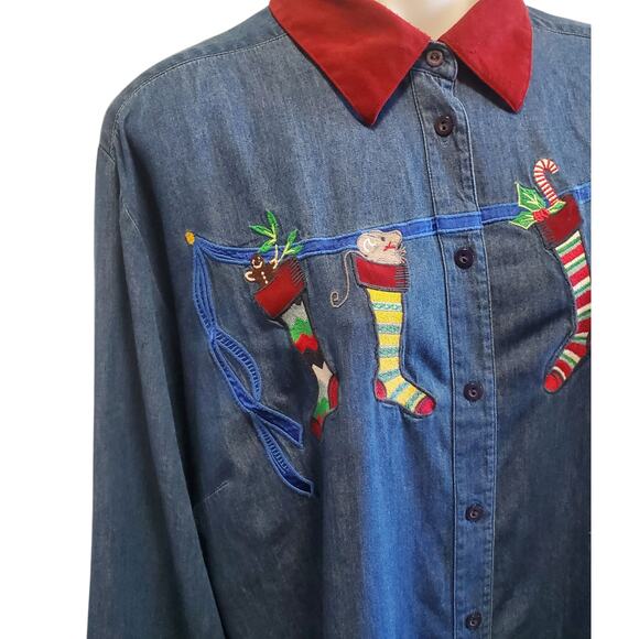 Vintage Karen Scott Denim Christmas Happy Holidays Embroidered Stockings Shirt - Picture 4 of 13